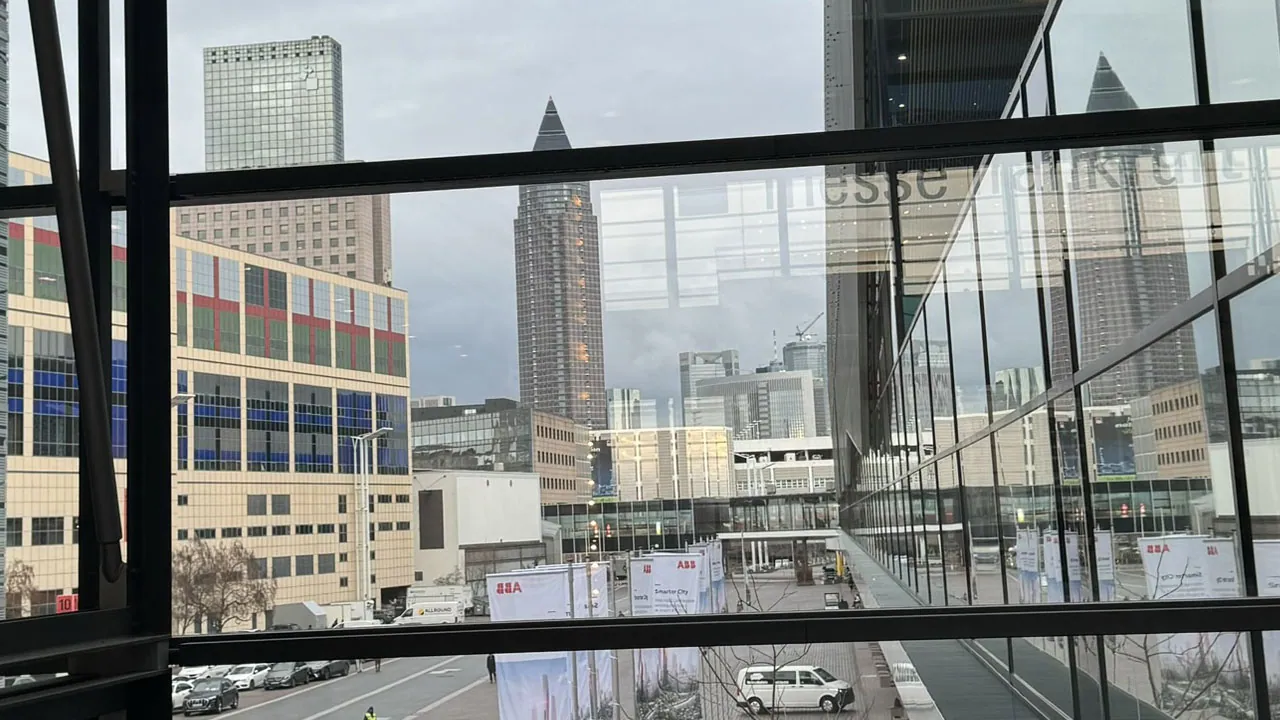 Unternehmen - Stadt: Bretz & Hufer - Frankfurt am Main | Messe udn Messeturm